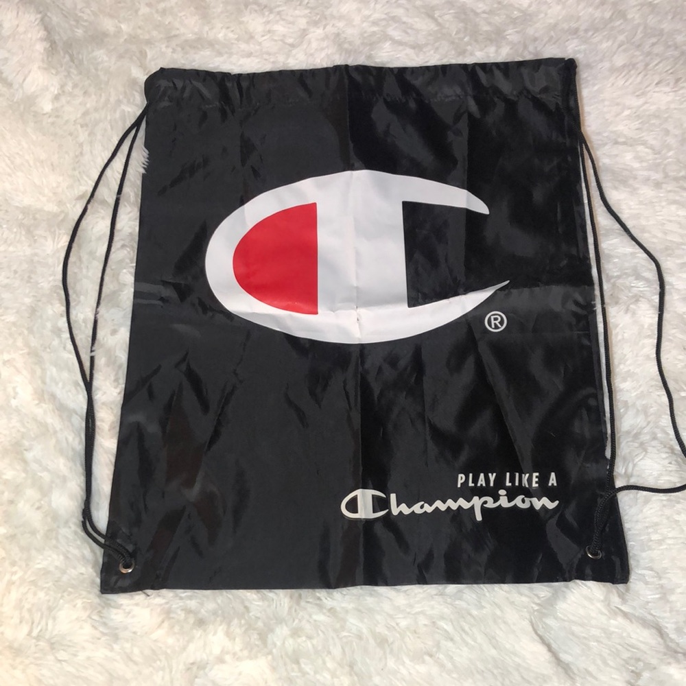 Champion Drawstring Backpack NWOT ❤️🤍🖤